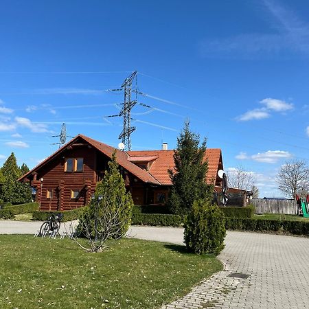 Nimrod Apartman Gabcikovo Exterior photo